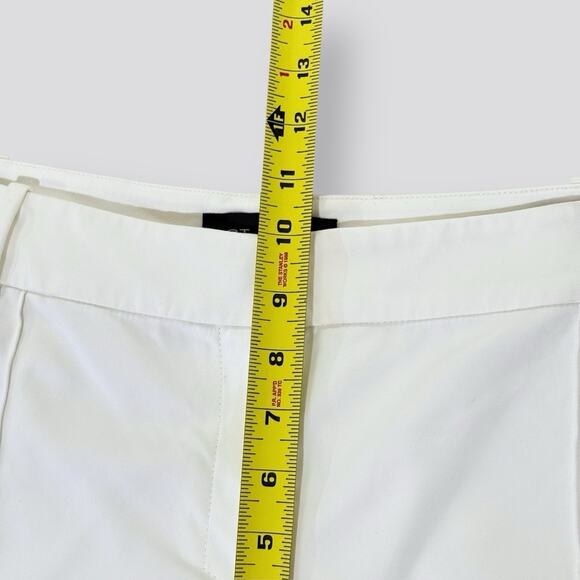 ST. JOHN Jennifer White Pants Trousers Straight Leg Front Seam Womens Size 14 - Picture 11 of 12